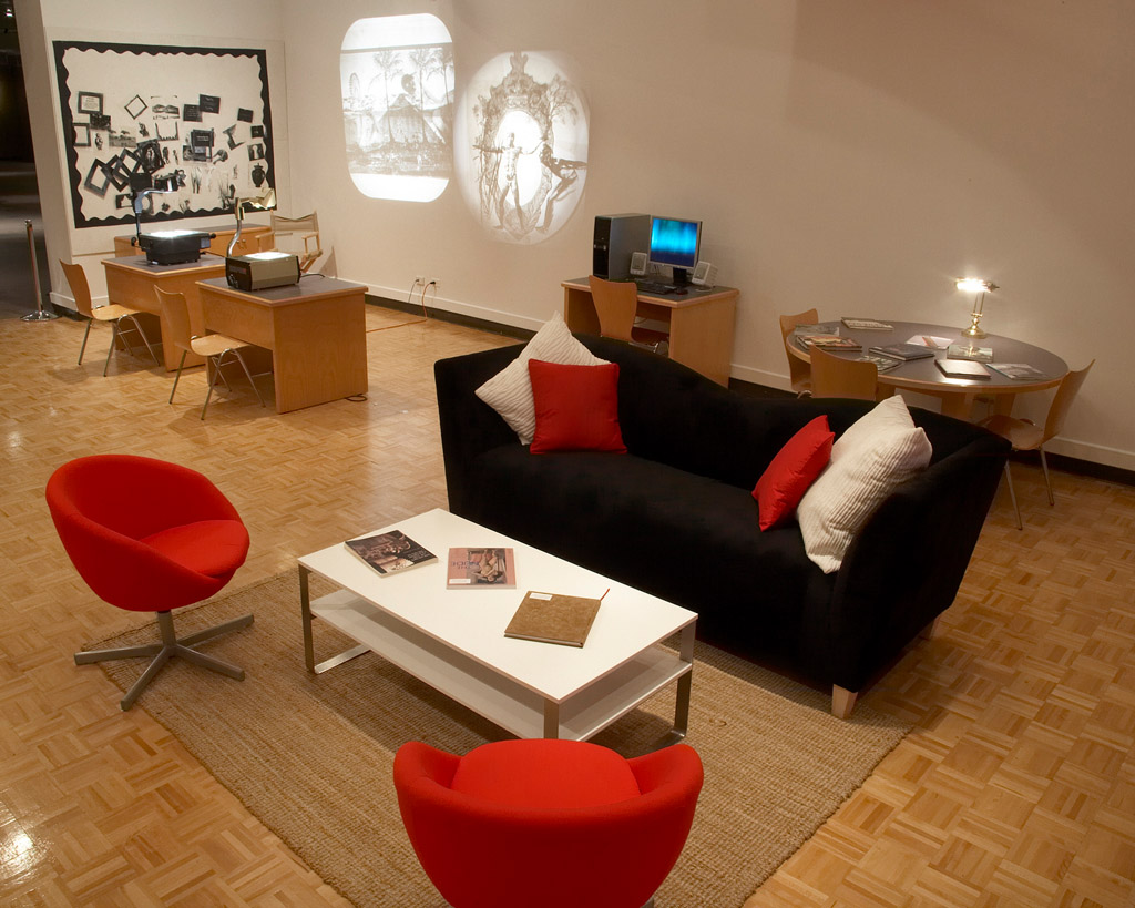 Interior of Discovery Room