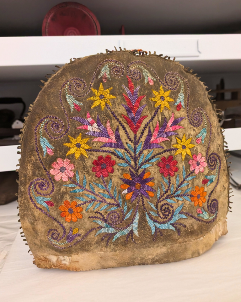 Tea cosy, date unknown, Collection of Glenbow.